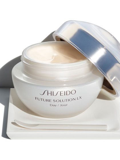 Shiseido - Future Solution LX Total Protective Day Cream