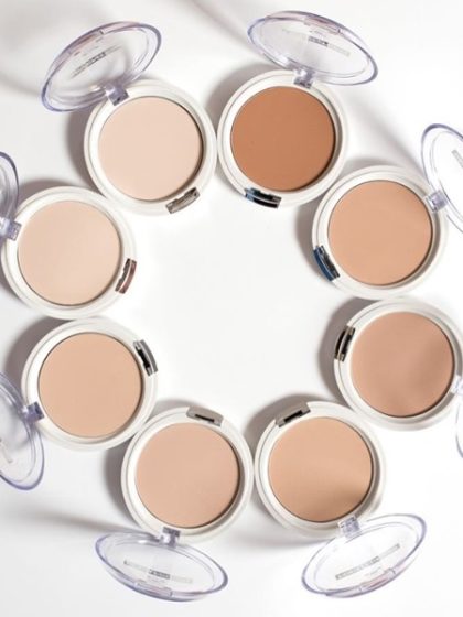 Seventeen – Clear Skin Spot Control Compact Powder SPF20