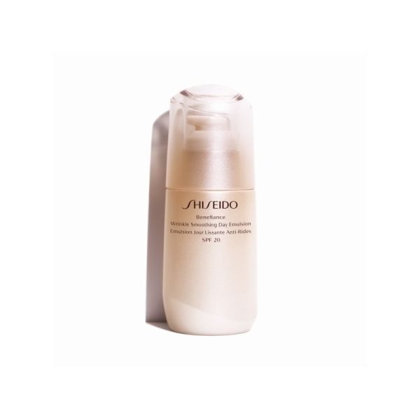 Shiseido - Benefiance Wrinkle Smoothing Day Emulsion SPF20, 75ml