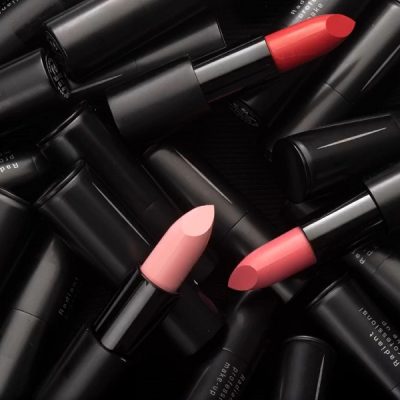 Radiant - Advanced Care Lipstick Glossy