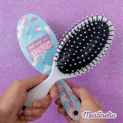 Martinelia - Magical Unicorn Hair Brush