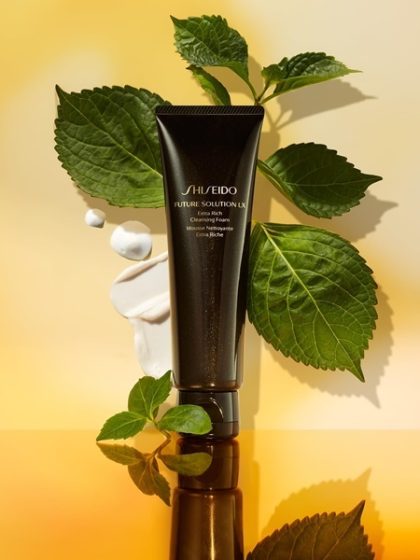 Shiseido - Future Solution LX Extra Rich Cleansing Foam 125ml